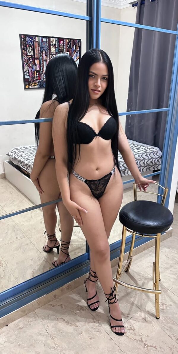 Jenni Escort en Castellón de Lujo