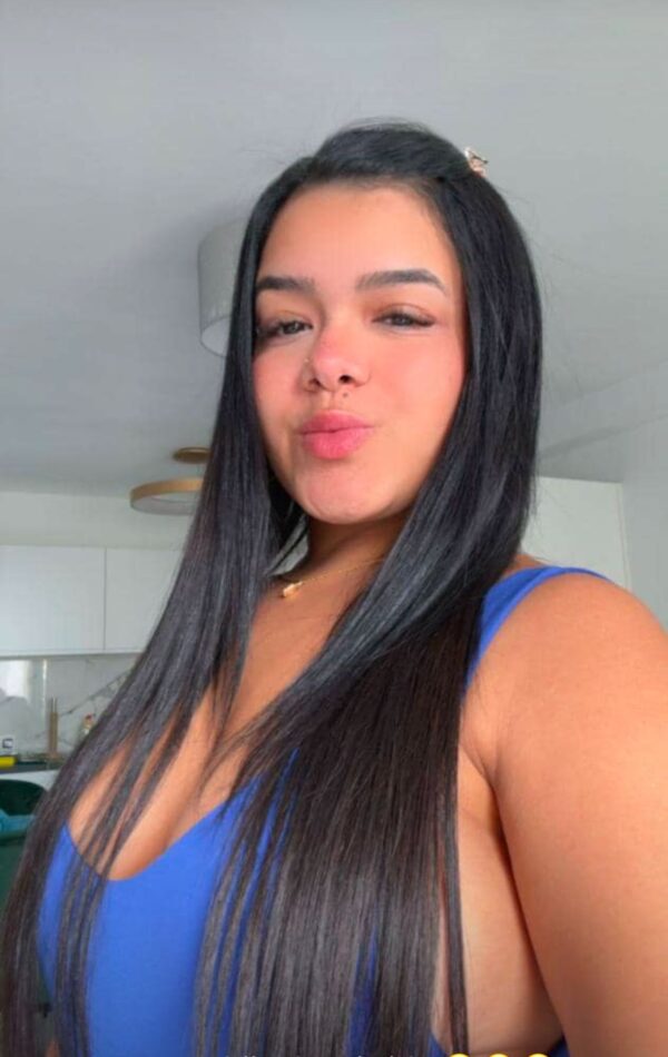 Rouss Azafata en Castellón Rouss Azafata en Castellón